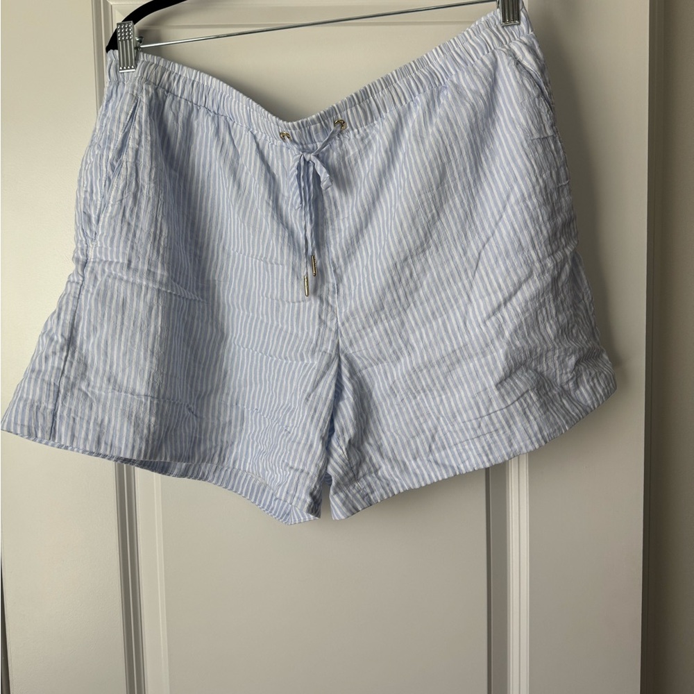 Lilly Pulitzer Blue and White Striped Women's Shorts NWOT